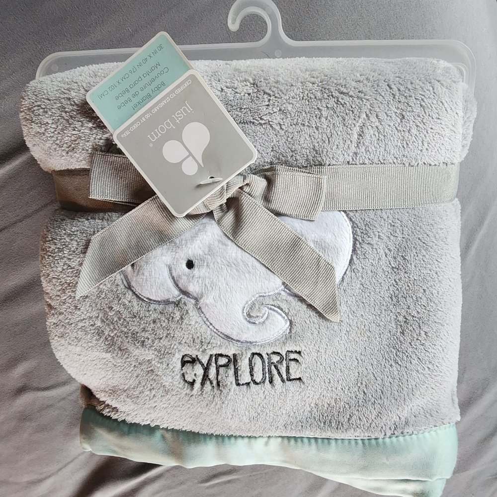 NWT OEKO TEX Baby BLANKET NWT 30 x 40 inches